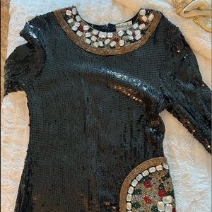 Women size L sequins vintage dress. Dress in perfect condition just too big